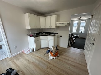400 Saratoga St Unit 2, Boston, MA 02128