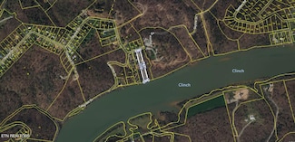 910 Skyline Dr, Harriman, TN 37748