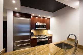 150 W 56th St Unit 3512, New York, NY 10019