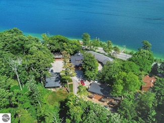 1757 N Manitou Trail, Leland, MI 49654