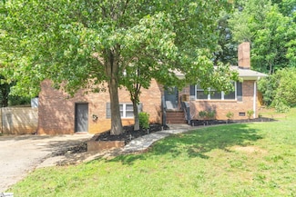 10 Willard St, Liberty, SC 29657