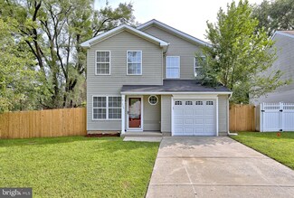 208 Johns Ct, Beverly, NJ 08010