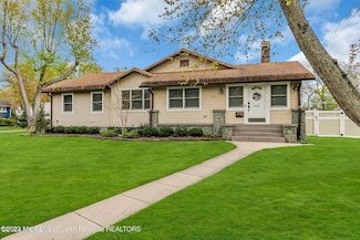 515 Monmouth Rd, Allenhurst, NJ 07711