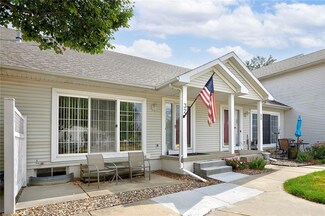 555 SE Laurel St Unit 32, Waukee, IA 50263