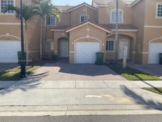 2030 SE 3rd Dr, Homestead, FL 33033