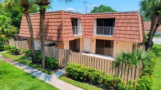 851 Blue Ridge Cir, West Palm Beach, FL 33409