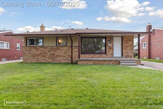 2434 Medford St, Trenton, MI 48183