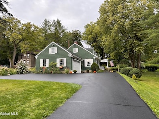 29 E Grand St, Palatine Bridge, NY 13428