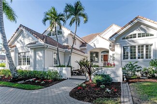 2540 Half Moon Walk, Naples, FL 34102
