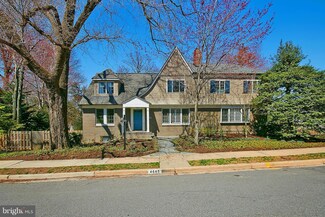 4645 N Dittmar Rd, Arlington, VA 22207
