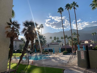 1490 S Camino Real Unit 308, Palm Springs, CA 92264