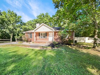 1008 Edgar Rd, Ashland City, TN 37015