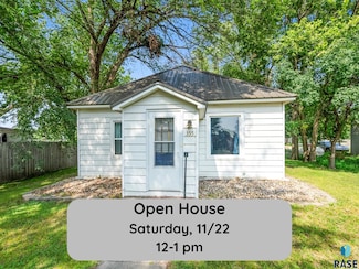 355 E 2nd St, Parker, SD 57053