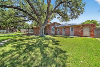 2720 Fair Oaks Cir, Odessa, TX 79762