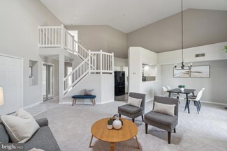 6934F Ellingham Cir Unit 118, Alexandria, VA 22315