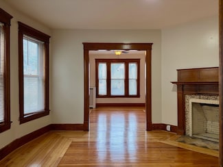 271-273 Pleasant St Unit 271, Holyoke, MA 01040