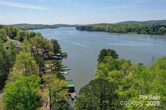 177 Mountain View Ln, Troy, NC 27371