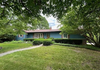 1640 Kaylee Ct, Sycamore, IL 60178