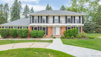 3072 Brewster, West Bloomfield, MI 48322
