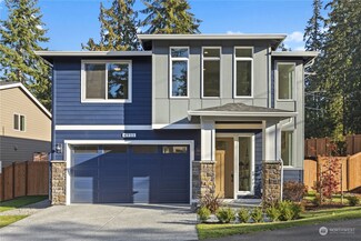 8711 240th St SW, Edmonds, WA 98026