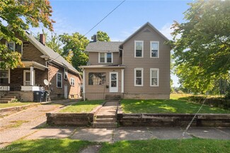 405 Kling St, Akron, OH 44311