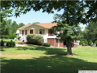 86 Jennifer Dr, Trafford, AL 35172