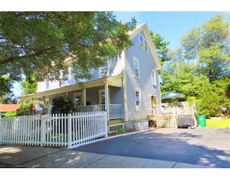 15 Saco St Unit 17, Newton Upper Falls, MA 02464