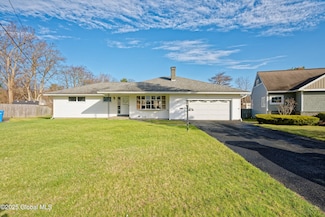 31 Tryon Ct, Albany, NY 12203