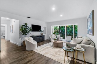 301 Venetian Dr Unit 14, Delray Beach, FL 33483