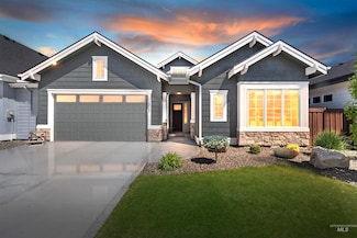 3918 W Silver River Ln, Meridian, ID 83646