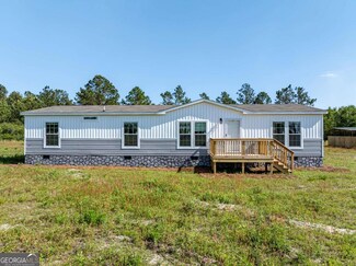 164 Joiner Ln, Willacoochee, GA 31650