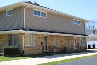 724 Barnsdale Rd Unit 2, La Grange Park, IL 60526