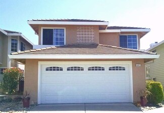 4977 Thatcher Dr, Martinez, CA 94553