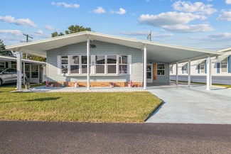 4077 Rolling Oaks Dr, Winter Haven, FL 33880