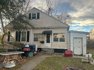 3 Thissell St, Methuen, MA 01844