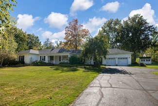 125 Hilltop Rd, Edinboro, PA 16412