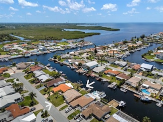 4937 Dory Dr, New Port Richey, FL 34652