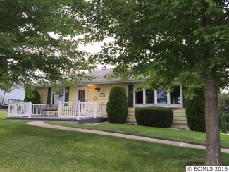 2220 Hwy 11, Hazel Green, WI 53811