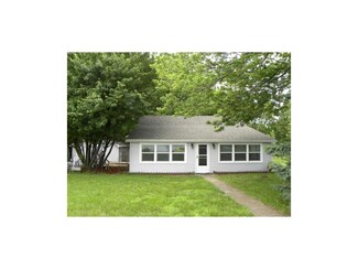 308 N Bynum Rd, Lone Jack, MO 64070