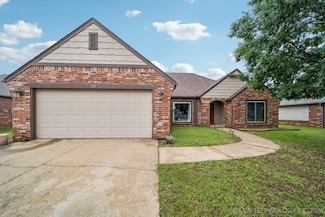 109 W 133rd Place N, Skiatook, OK 74070