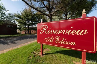 85 Fox Rd Unit 5A, Edison, NJ 08817