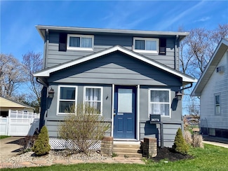 20774 Belvidere Ave, Cleveland, OH 44126