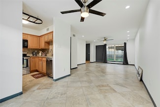 4960 Milwee St, Houston, TX 77092