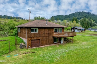 466 E Buck Creek Rd, Tidewater, OR 97390