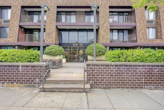 209-33 26th Ave Unit TC, Flushing, NY 11360