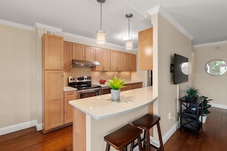 50 Longwood Ave Unit 212, Brookline, MA 02446
