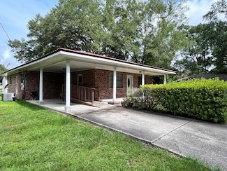 110 N Lewis Cir, Picayune, MS 39466