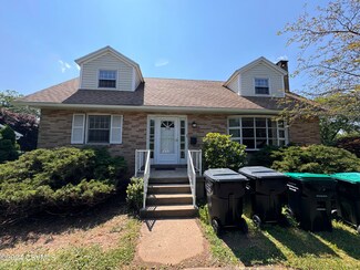 708 N Broad St, West Hazleton, PA 18202
