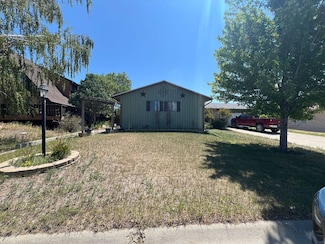 727 Windham Square, Glendive, MT 59330