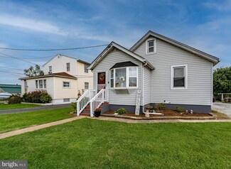 2618 Masseth Ave, Sparrows Point, MD 21219